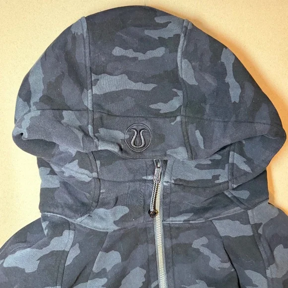 Lululemon | Scuba Hoodie *Light Cotton Fleece - Picture 6 of 6